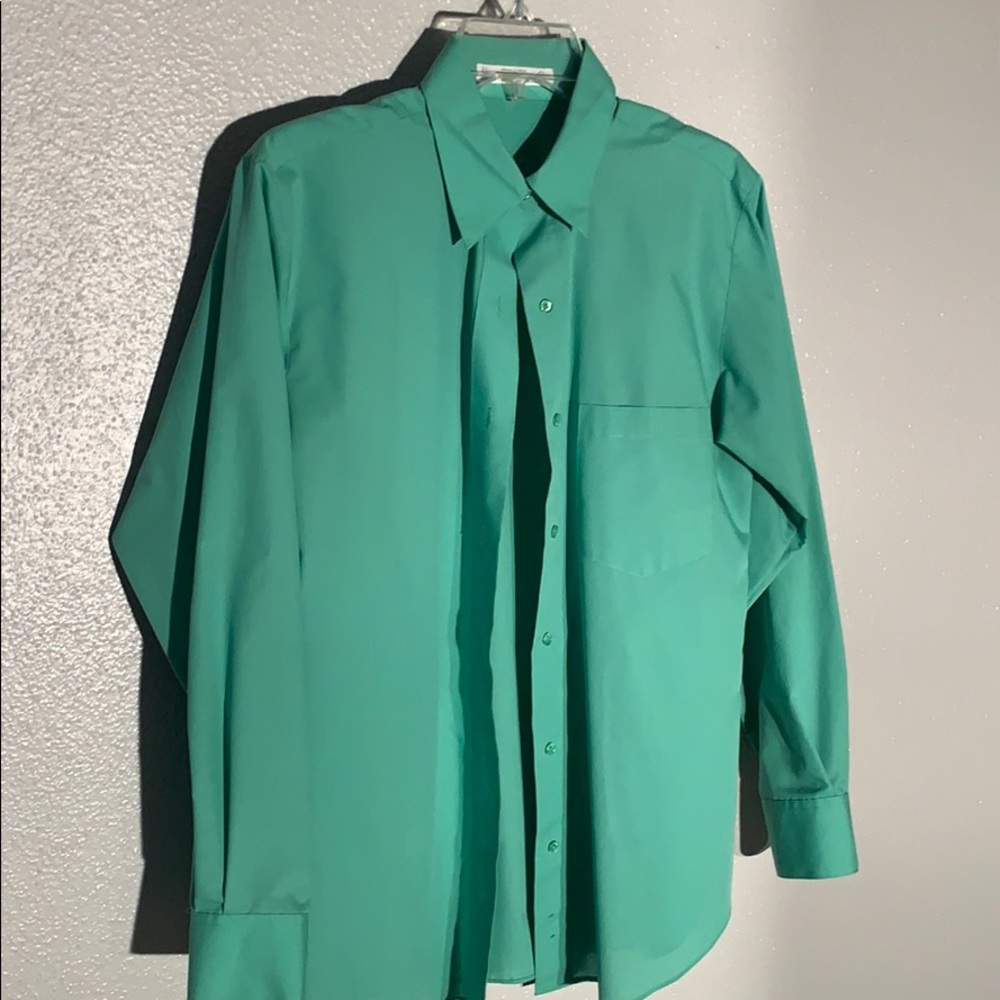 Fox Croft wrinkle free blouse
